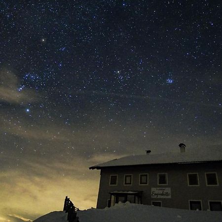 Enzianhütte Berggasthaus San Leonardo in Passiria Exterior foto
